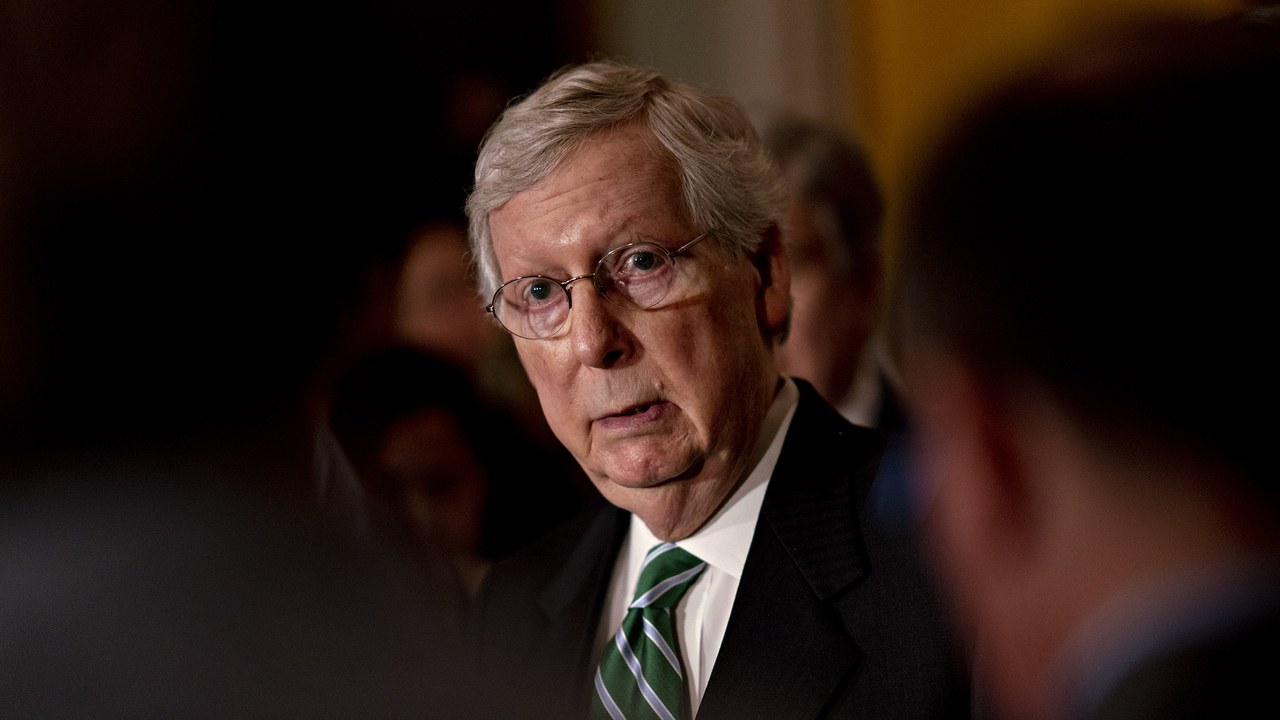 Mcconnell s irish. Митч Макконнелл. Митч Макконнелл сенатор. MCCONNELL face.